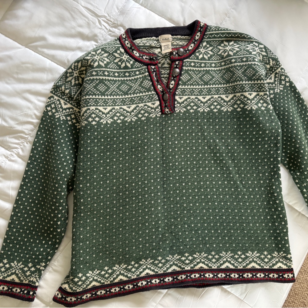 Vintage LL Bean Fair Isle Nordic Green Red White Knit Christmas Sweater Size XL